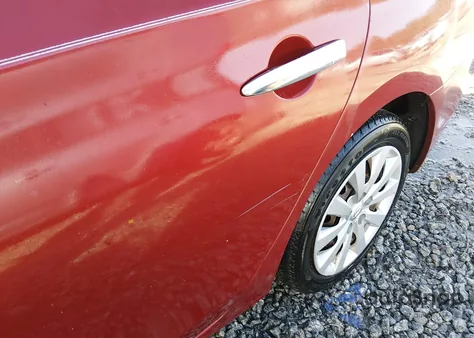 2014 Nissan Sentra S z USA, uszkodzony, nr VIN 3N1AB7AP6EY247042